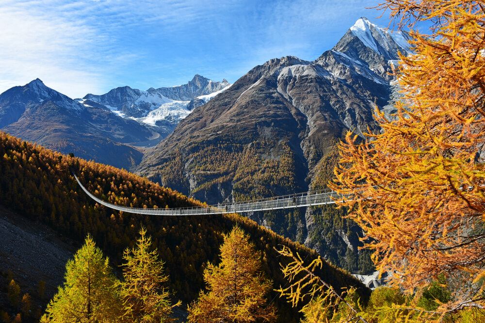 Najdaljši viseči most na svetu je dolg kar 516 metrov!