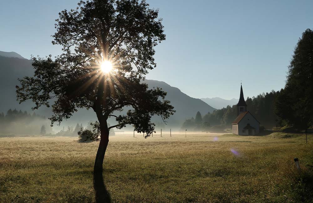 Gorniške vasi v Sloveniji: Dovje in Mojstrana, raj med Triglavom in Karavankami