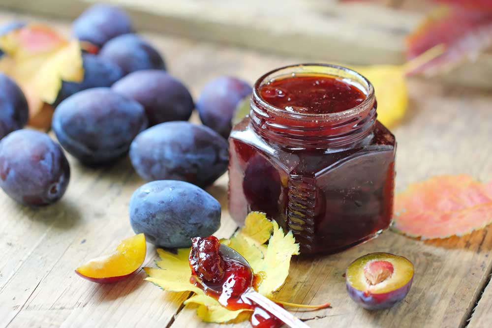5 idej, kako porabiti slive: od peciva do marmelade