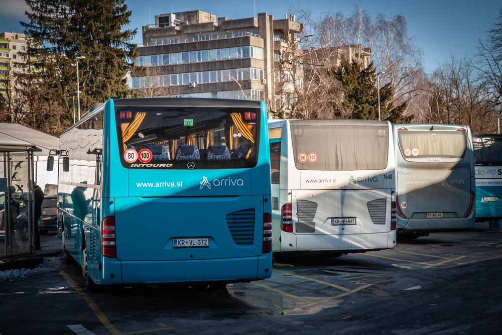 Podražitve prevozov in nezadosten javni potniški promet posega v šolski proces